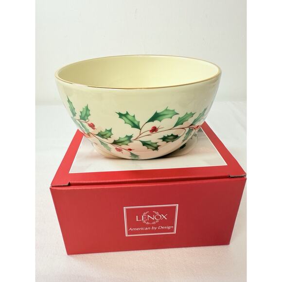 Lenox American By Design Holiday 5’ Bowl With Leaf & Holly Berries - Picture 3 of 11